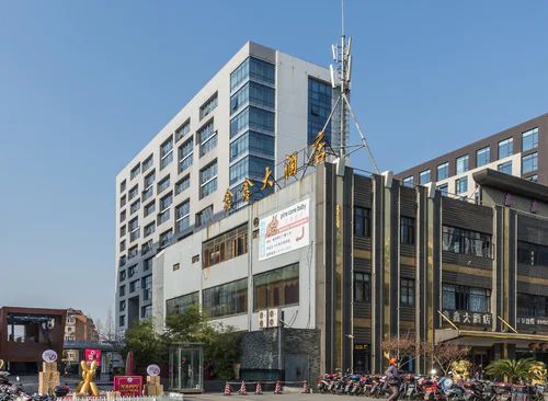 龙马环球(城市新汇)