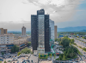 左岸工社