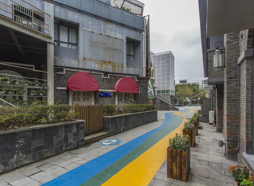 名仕街创意园区 名仕街创意园区 上海市静安区洛川中路1150号