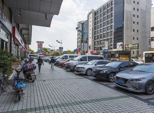 灿虹聚富大厦 灿虹聚富大厦 上海闵行区吴中路1081