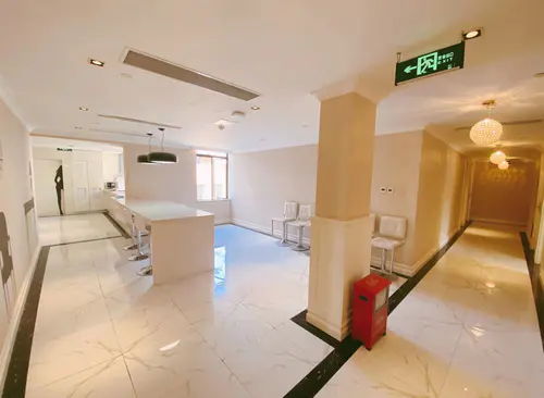 Whoops商务中心（建设大楼）