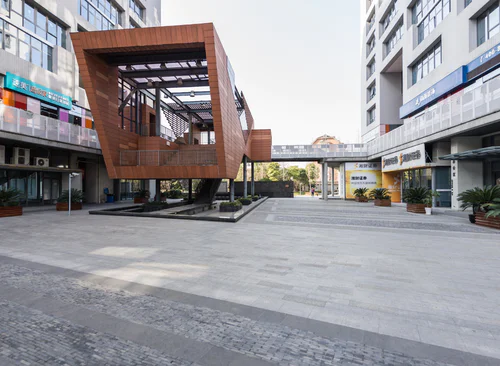 龙马环球(城市新汇)