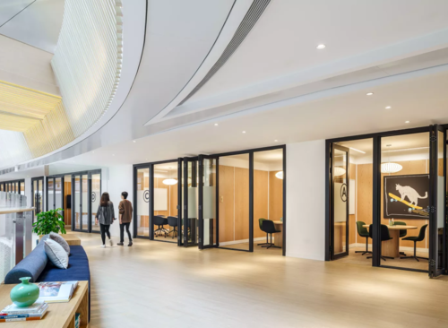 WeWork(上海广场)