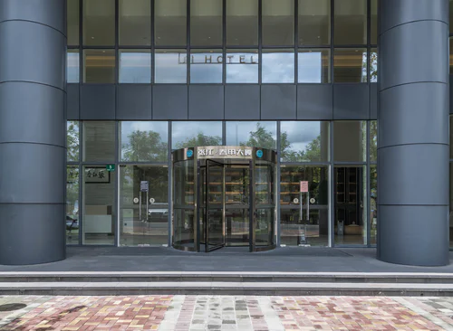 张江春申大厦