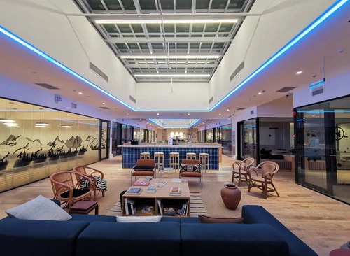 FUNHUB（荷华明城大厦）