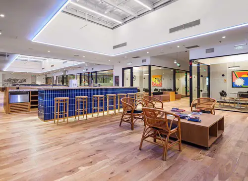 FUNHUB（荷华明城大厦）