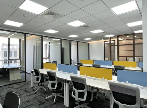 208m²
