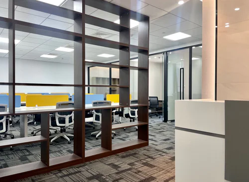 208m²