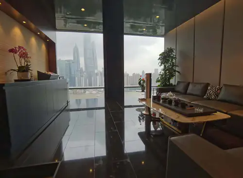 精装修办公室,749.33㎡,极致江景,全落地窗