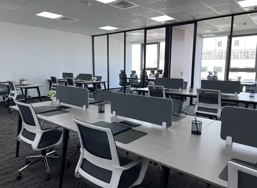 156m²