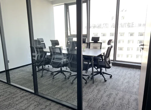 156m²