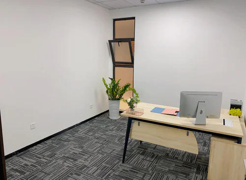 67m²