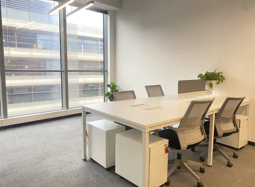 82m²