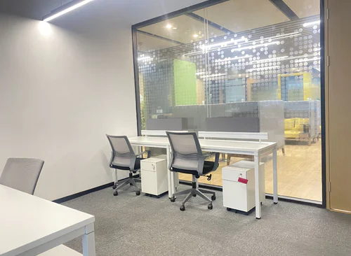 82m²