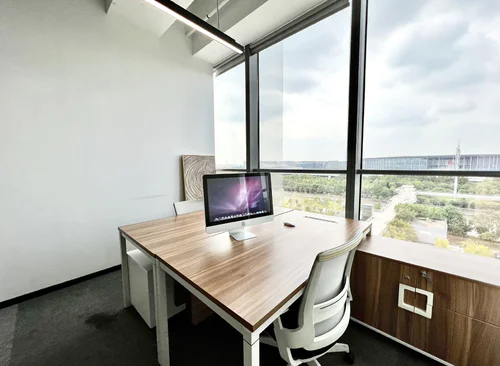 111m²