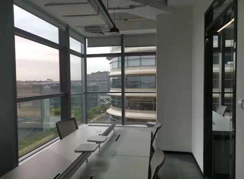 229m²