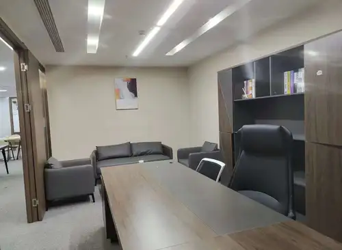 201m²
