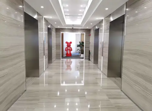 178.35m²