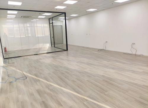 215m²