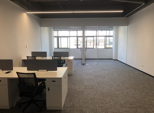 153m²