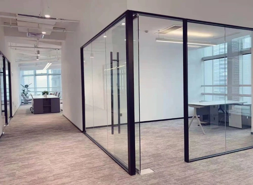 340m²