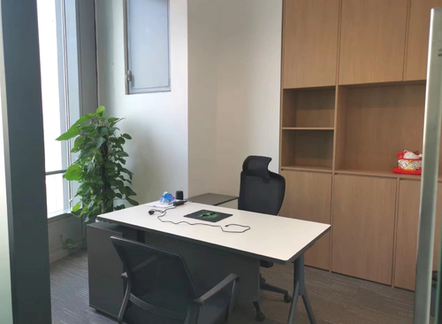 160m²