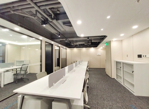 397m²,28 工位+4隔间