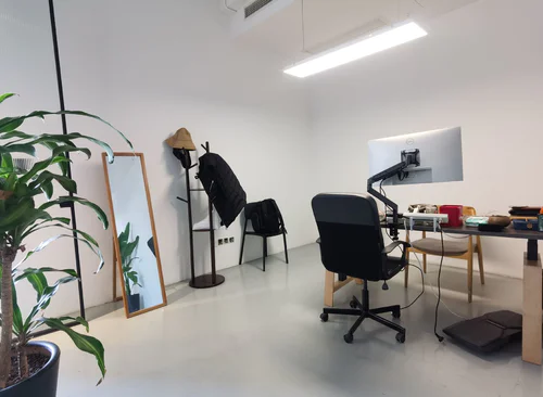 279.25m²