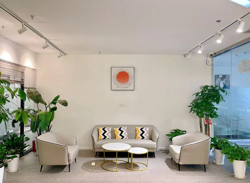607.06m²