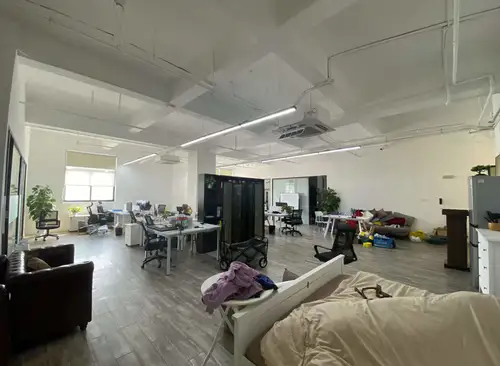 400.69m²