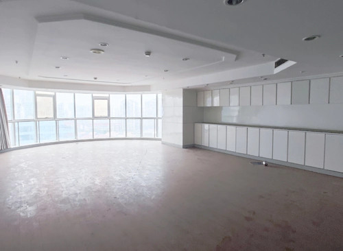 1367.04m²