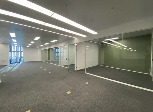 1144平，125工位+12隔断