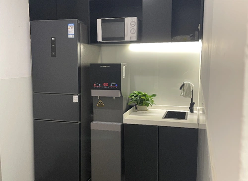 185m²