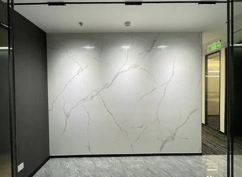 270m²