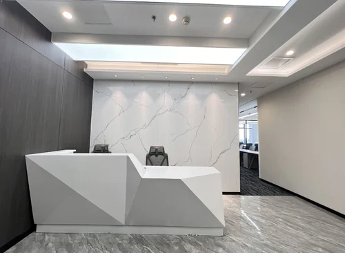 313m²