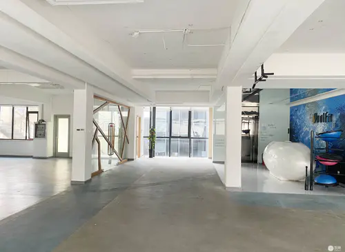145.00m²