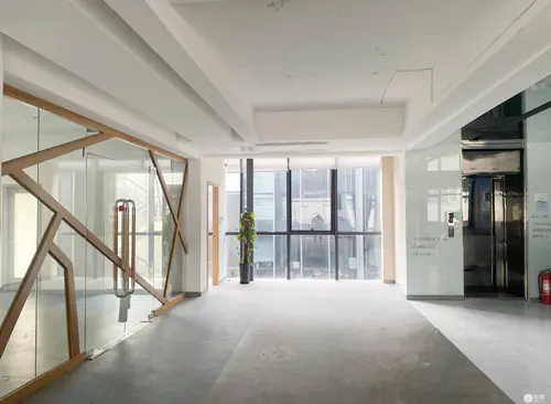 145.00m²