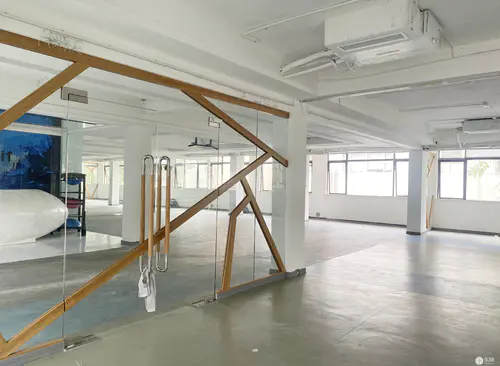 145.00m²