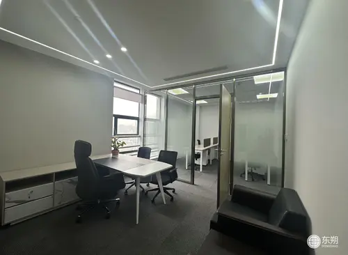 156.00m²