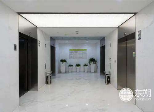 205.00m²