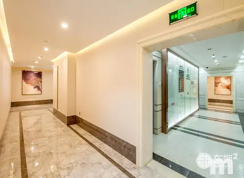 109.80m²