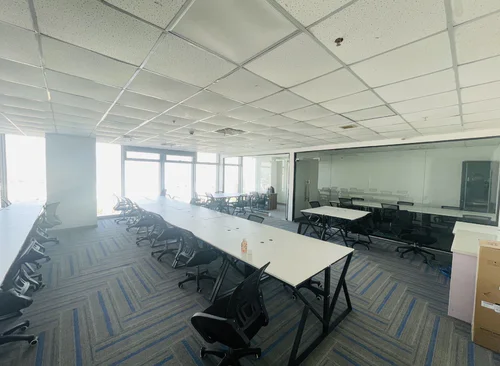 220m²