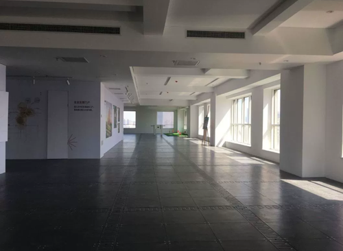 1086㎡