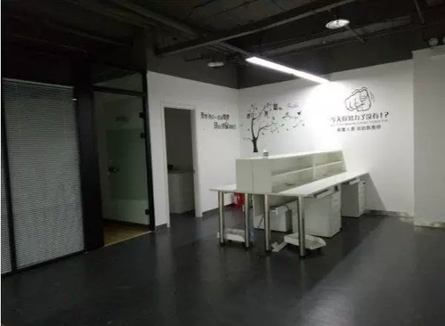 437㎡