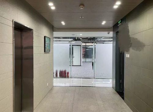 250㎡