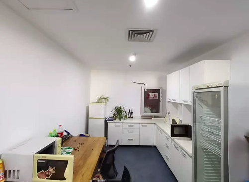 1300㎡