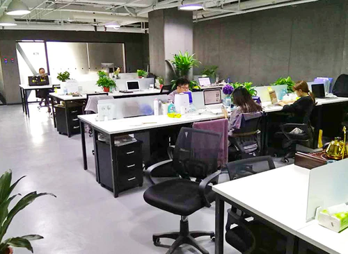 开放式办公位