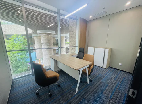 106m²