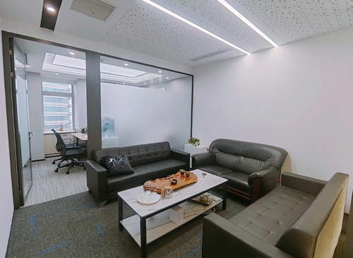 68m²