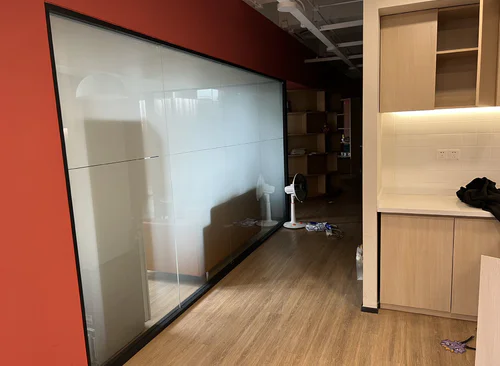 324.56m²